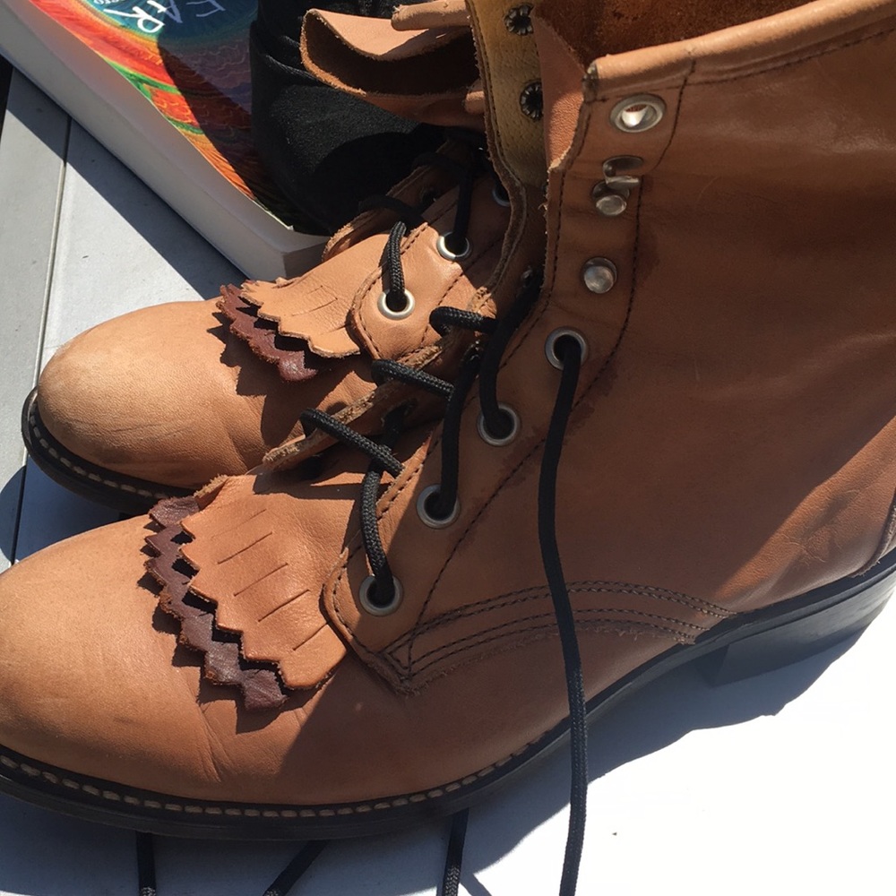 SIZE 8 BROWN ANKLE BOOTS